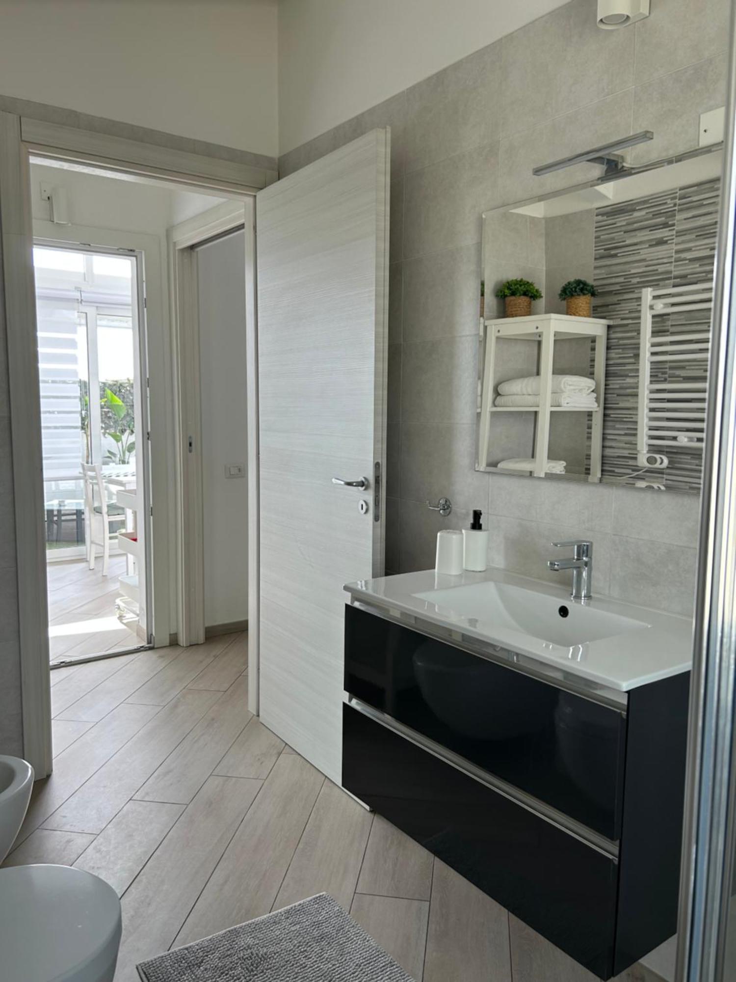 Ferienwohnung Attico Jasmin Quartu SantʼElena Exterior foto