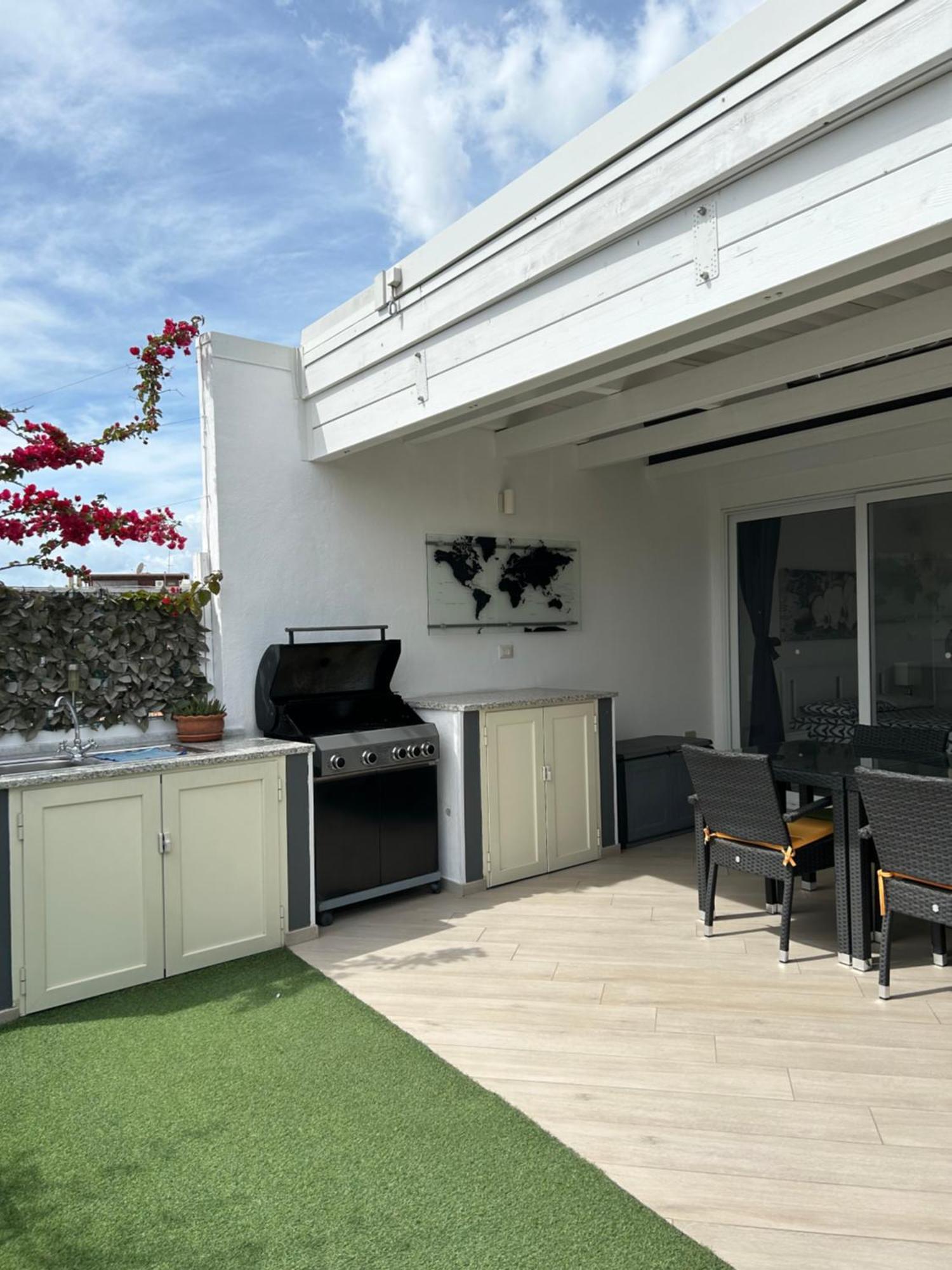 Ferienwohnung Attico Jasmin Quartu SantʼElena Exterior foto